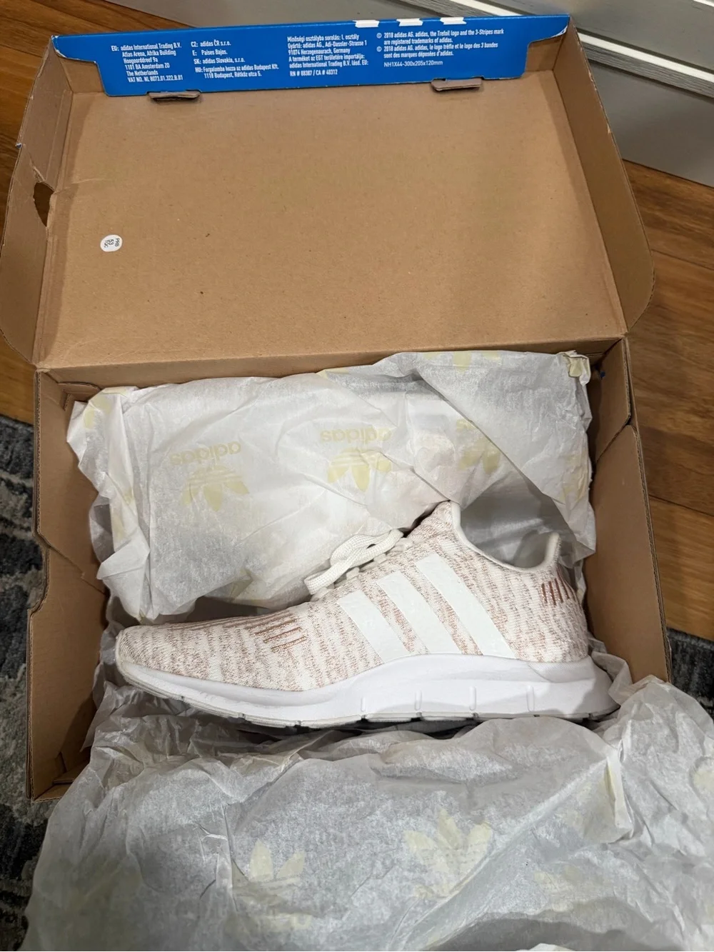 Adidas Swift Run 'White Copper Metallic' Womens 8.5 - Picture 10 of 11